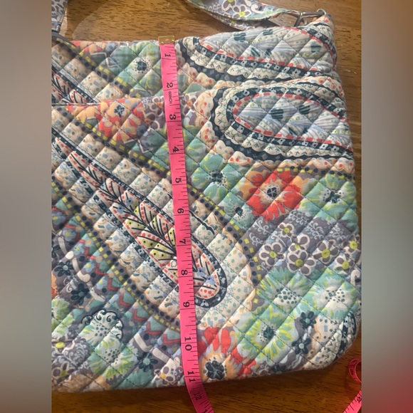 Vera Bradley multi-compartment travel crossbody bag in Citrus Paisley pattern - Picture 12 of 14